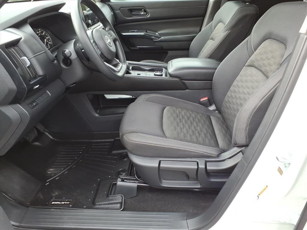 2023 Nissan Pathfinder S 4WD