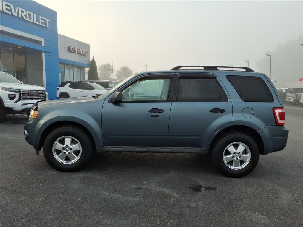 Used 2012 Ford Escape XLT with VIN 1FMCU9D78CKA13113 for sale in Castlewood, VA