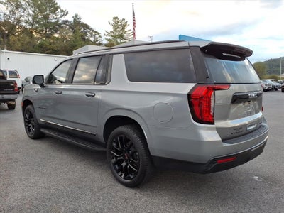 2023 GMC Yukon XL SLT